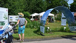 Info-Stand des HLNUG im Lehrgarten am Tag der offenen Tür des Landwirtschaftszentrums Eichhof, 9. Juni 2019