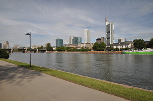 2-MainuferFrankfurt-2011.JPG