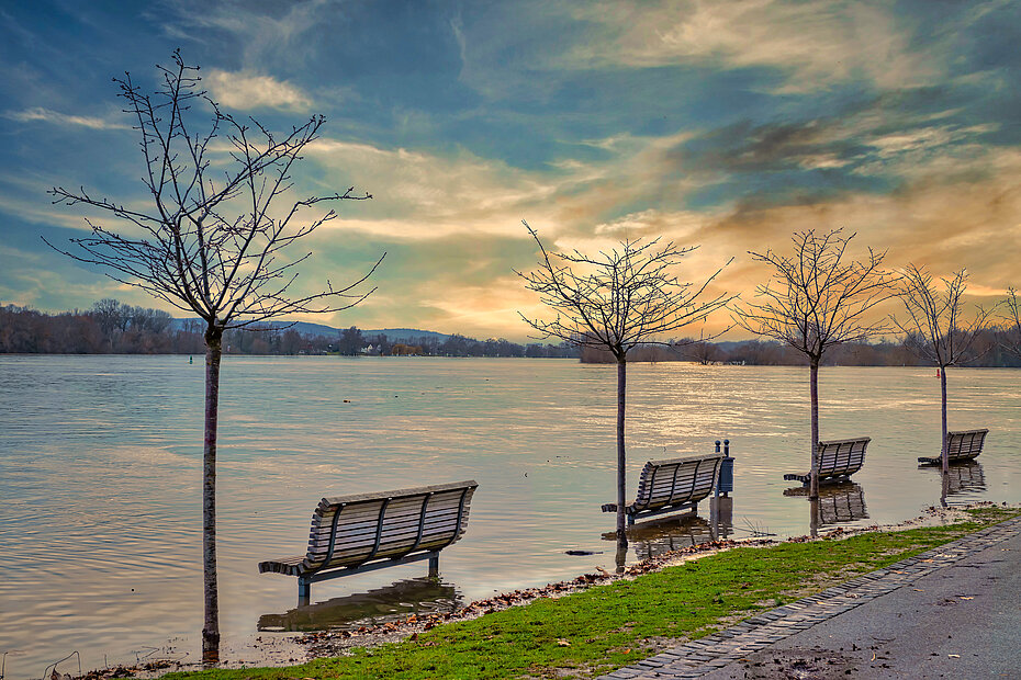 Symbolbild Hochwasser in Hessen
