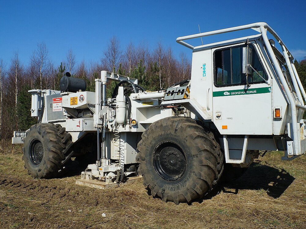 Bild eines Seismik-Trucks