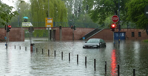 Hochwasser nach Starkregen in Offenbach im Jahre 2017