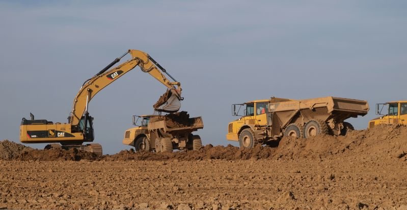 Bagger bei der Arbeit