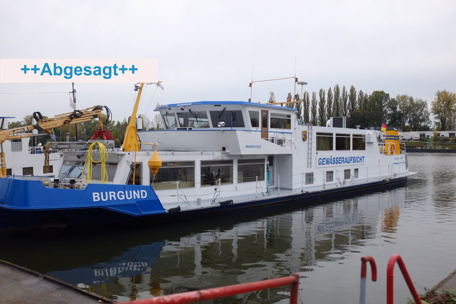 MS Burgund auf dem Rhein