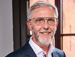 Präsident Professor Dr. Thomas Schmid
