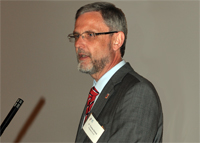 Begrüßung durch Herrn Dr. Schmid, Präsident des Hessischen Landesamtes für Umwelt und Geologie Begrüßung durch Herrn Dr. Schmid, Präsident des Hessischen Landesamtes für Umwelt und Geologie